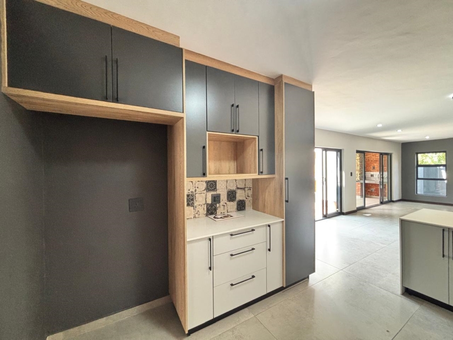 3 Bedroom Property for Sale in Grimbeeck Park North West